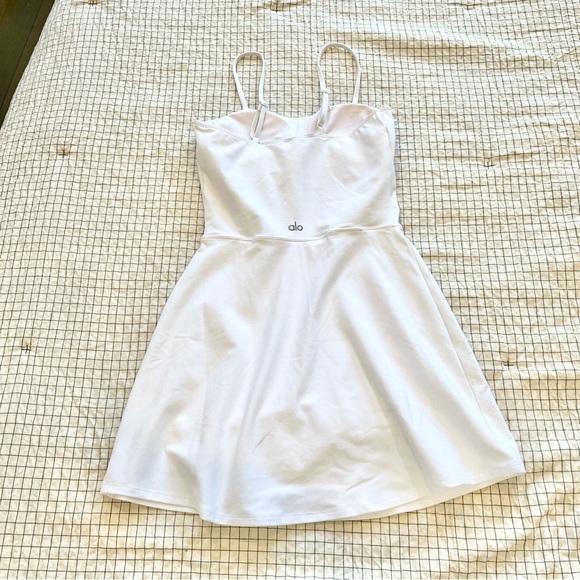 Alo Skort Dress - Picture 3 of 5